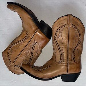 Laredo Laramie Bucklace Western Boots Men Size‎ 12D Tan Snip Toe Shoes 68432